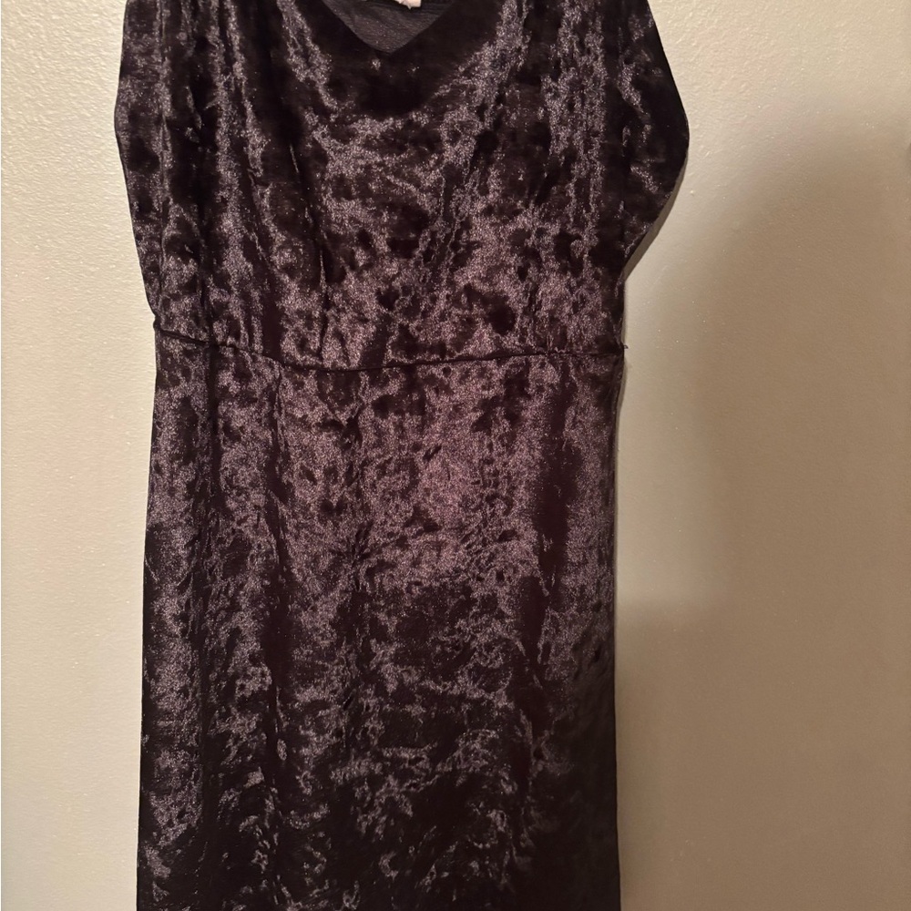 Garage Dark Velvet Midi Dress